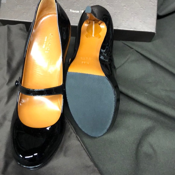 Gucci Mary Janes - Picture 2 of 4